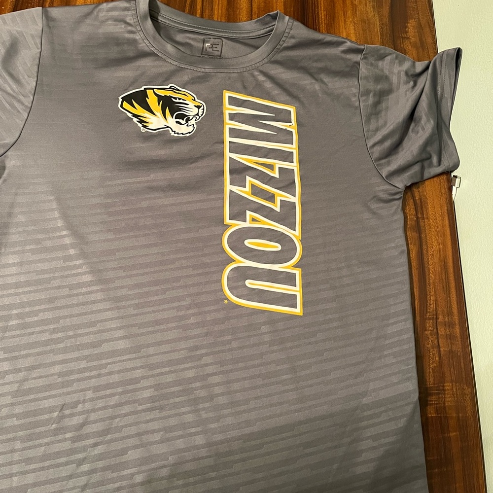 Mizzou athletic shirt grey